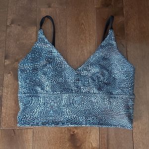 Lululemon solo bra bead envy silver spoon 6